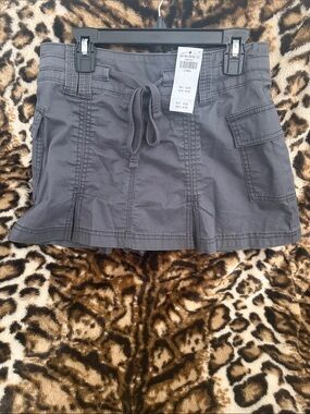 Hollister Charcoal Gray Mid-Rise Mini Skirt